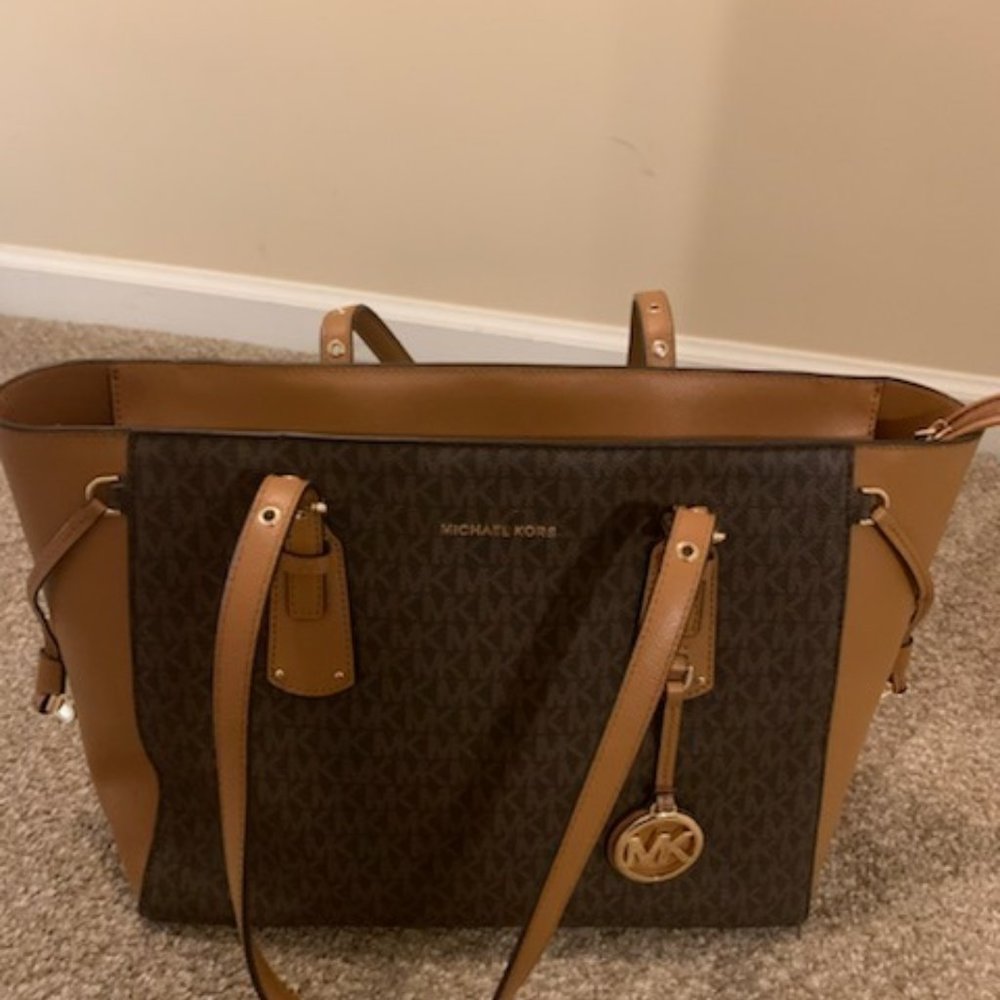 Authentic Michael Kors Purse